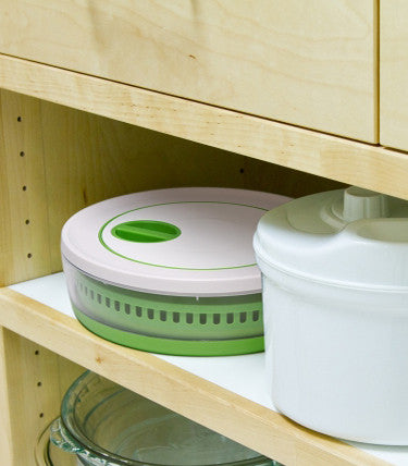 Easy to Store Collapsible Salad Spinner